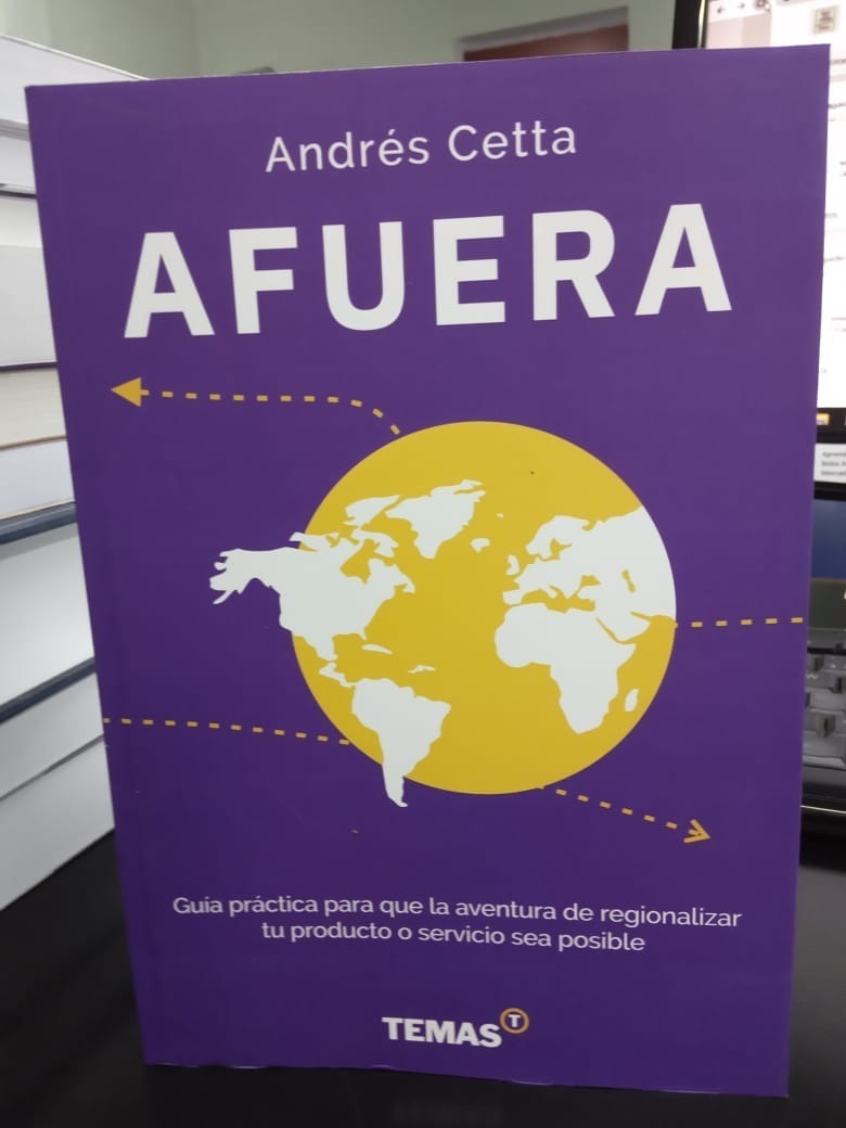 Afuera Andres Cetta