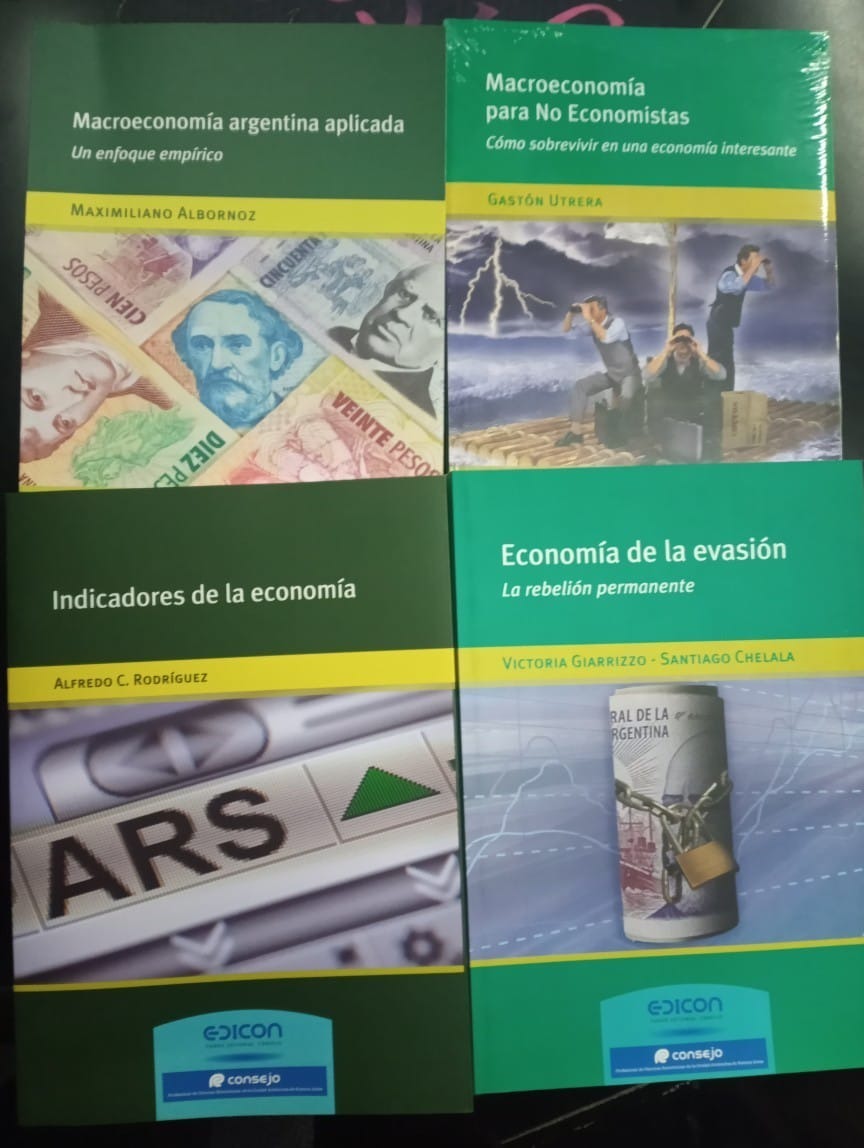 Combo De Economia + Macroeconomia