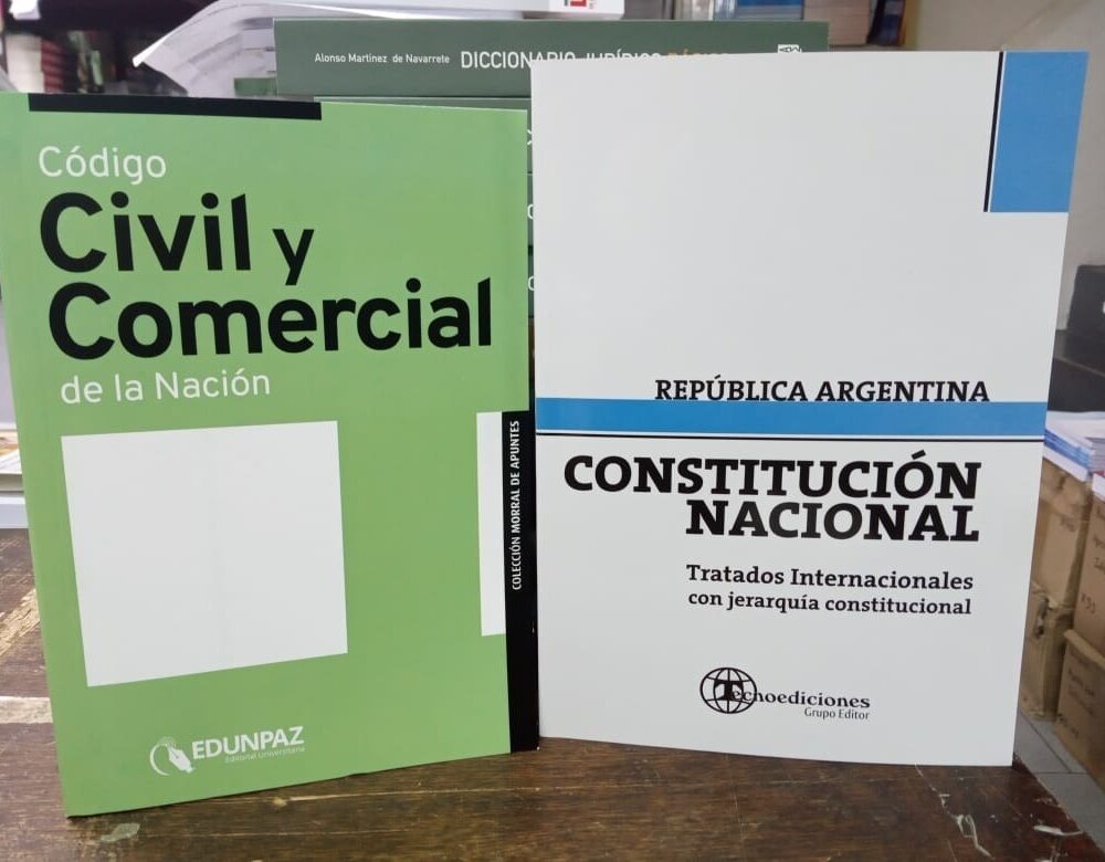 Combo Codigo Civil Y Comercial + Constitucion Nacional